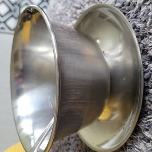 Gravy bowl with ladle